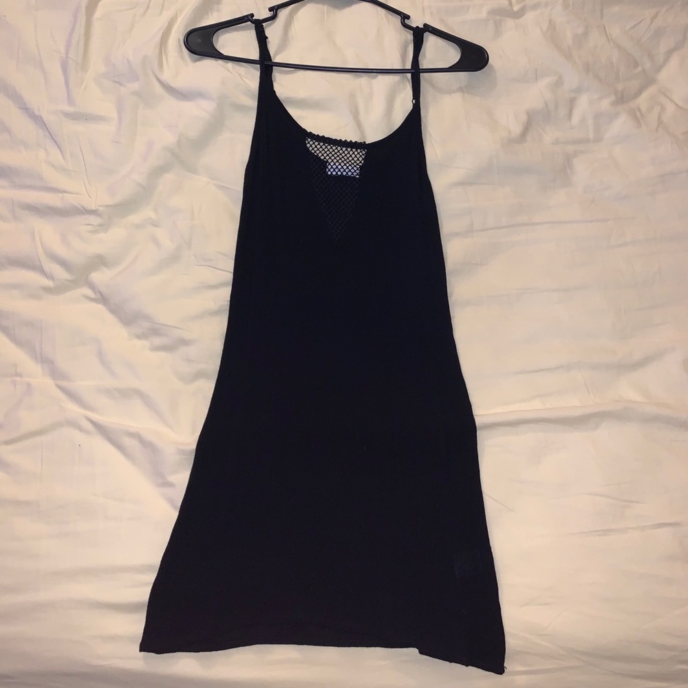 XS black dress w/ adjustable straps. Full Tilt.